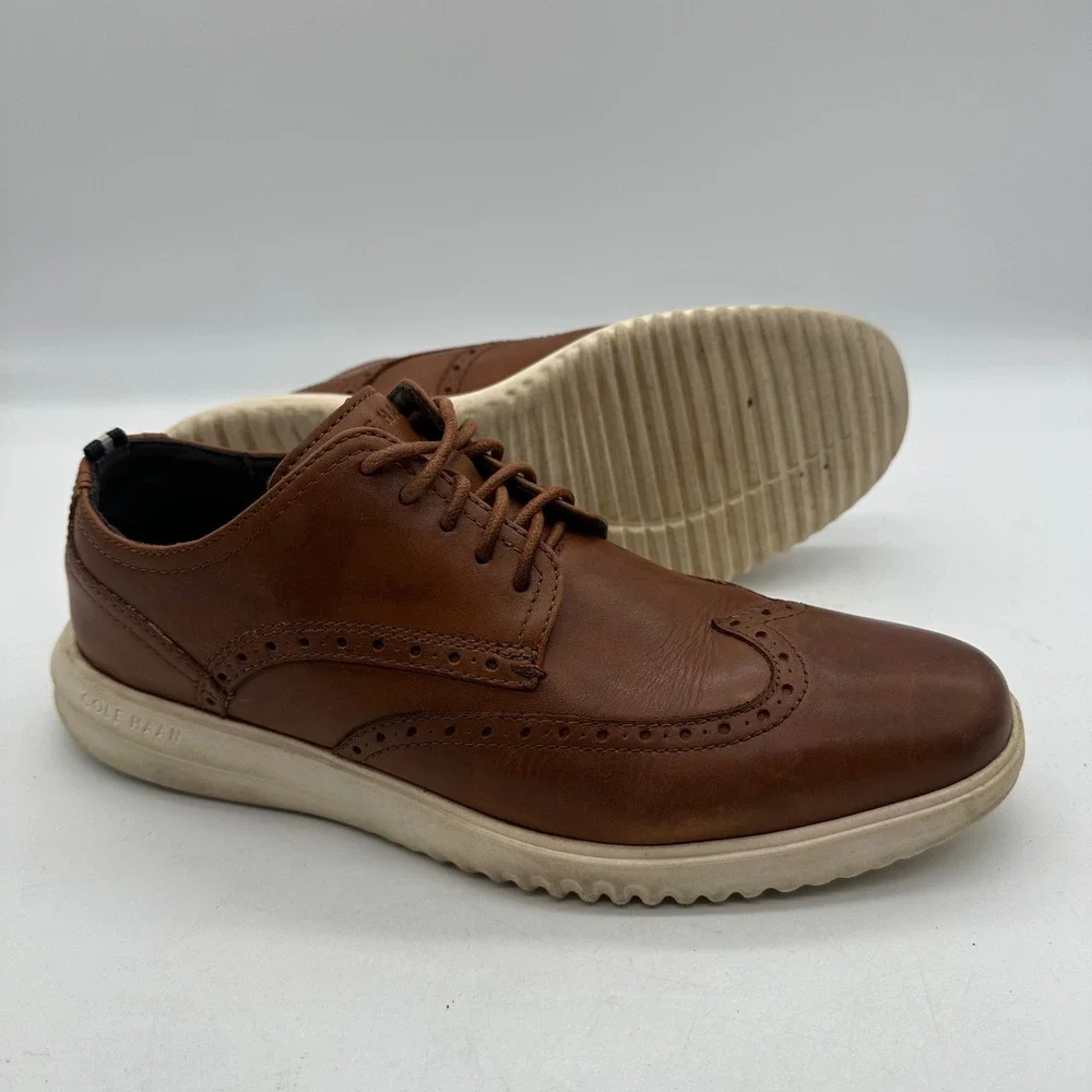 Cole Haan C36939 Mens 9.5M British Tan Leather Grand+ Wingtip Oxford Dress Shoes